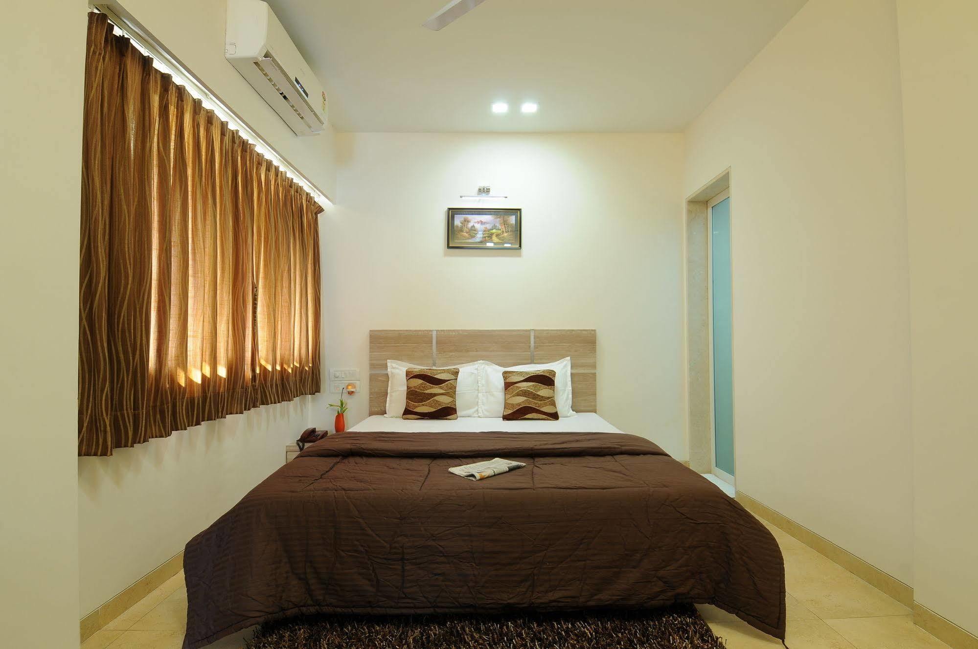 Hotel Crystal Mumbai Luaran gambar